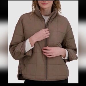 Roxy Quilted Puffer Jacket Black  NWT Full Zip Lightweight Coat